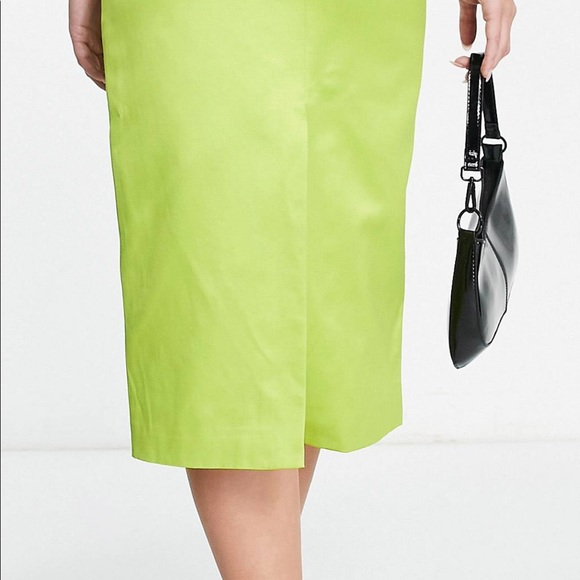 Asks Skirt 
Sequin embellishment - Picture 4 of 4